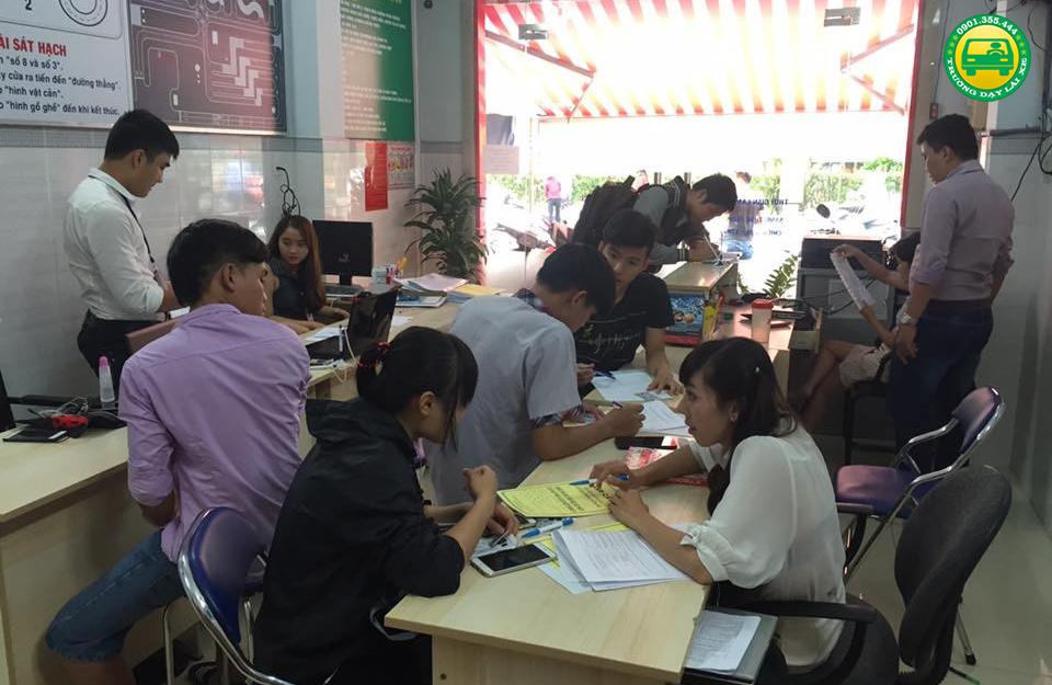 Đăng ký học lái xe ô tô